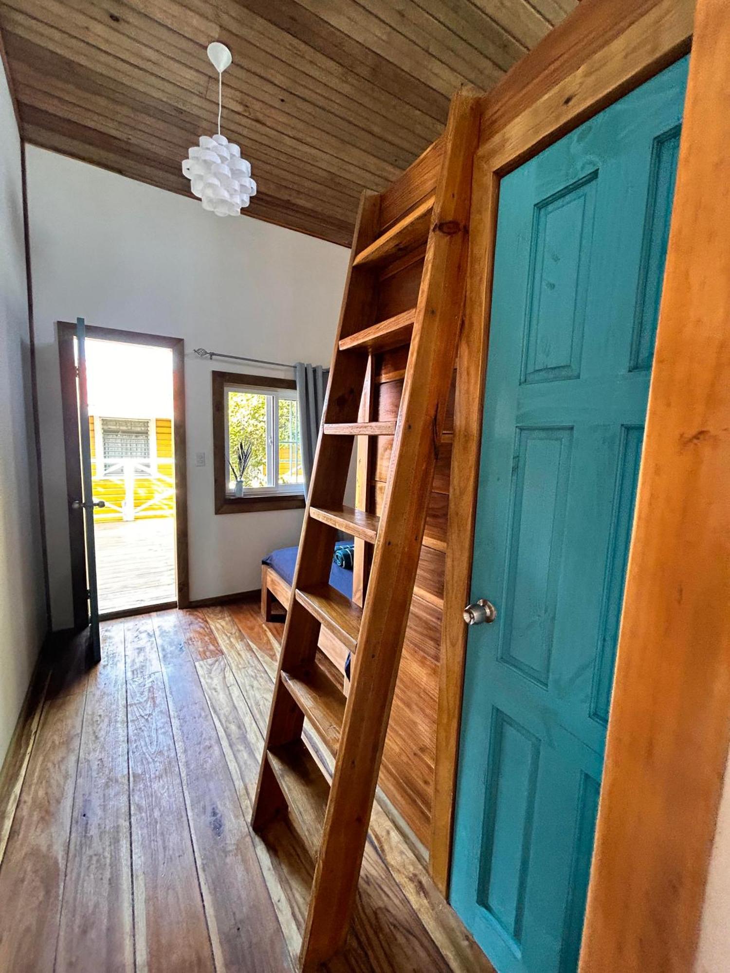 Casa Pelicano Bocas del Toro Zewnętrze zdjęcie